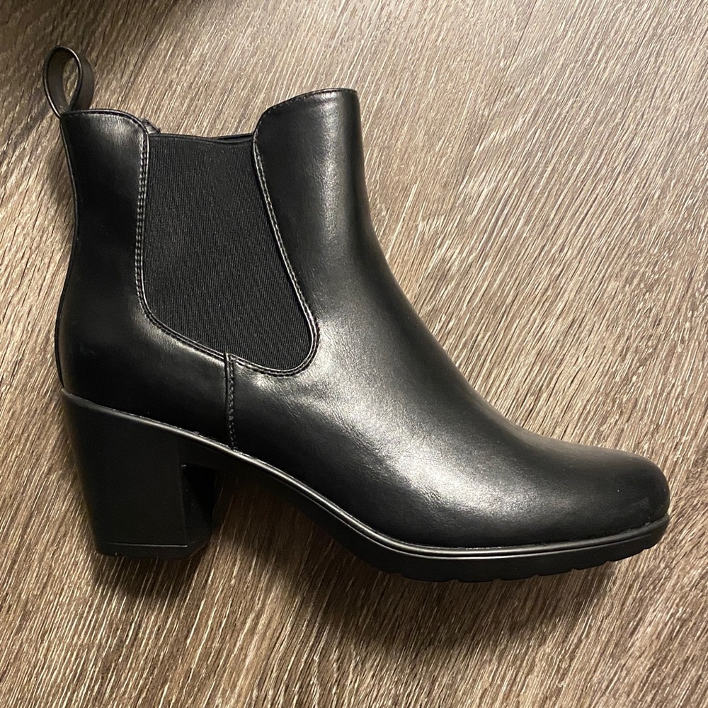 Dream Pairs Black Ankle Booties